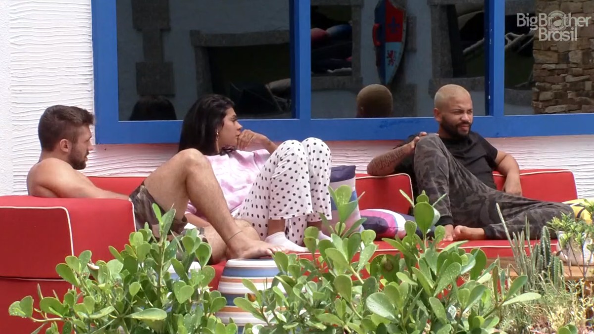 Arthur, Pocah e Projota comentam sobre Paredão no BBB 21