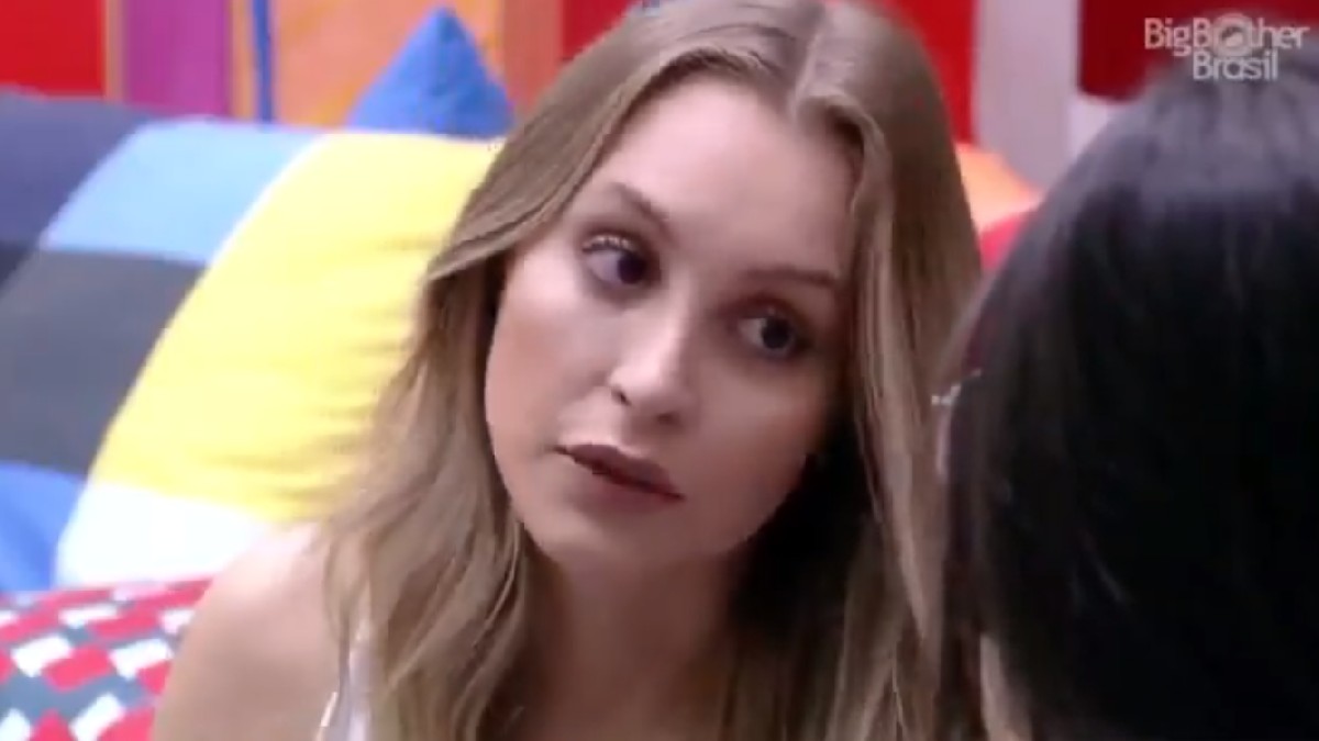 Carla Diaz alerta Juliette no BBB 21