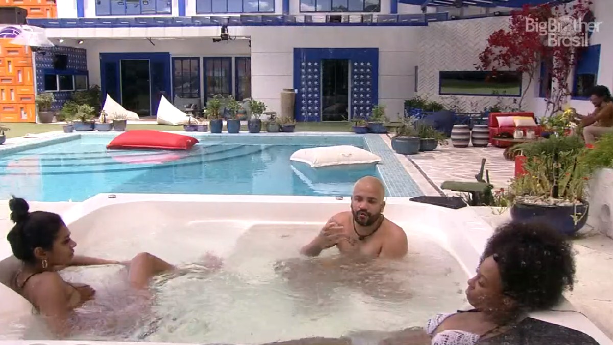 Projota conversa com Lumena e Pocah no BBB 21
