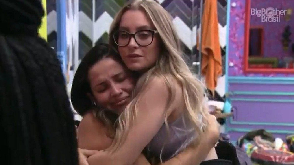Carla Diaz consola Juliette no BBB 21