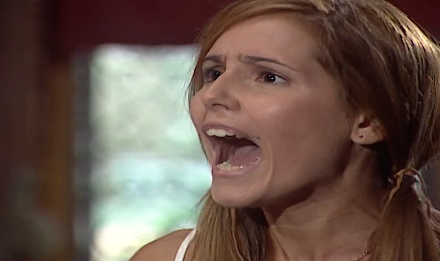 Íris (Deborah Secco) em Laços de Família