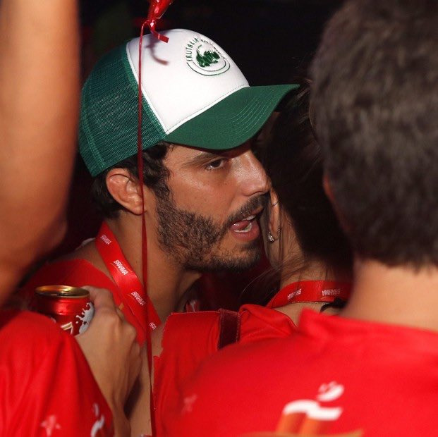Suposta foto de Thiago com Juliette