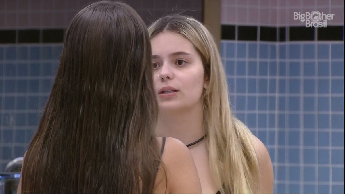 Viih Tube e Thaís na casa do BBB 21_1903