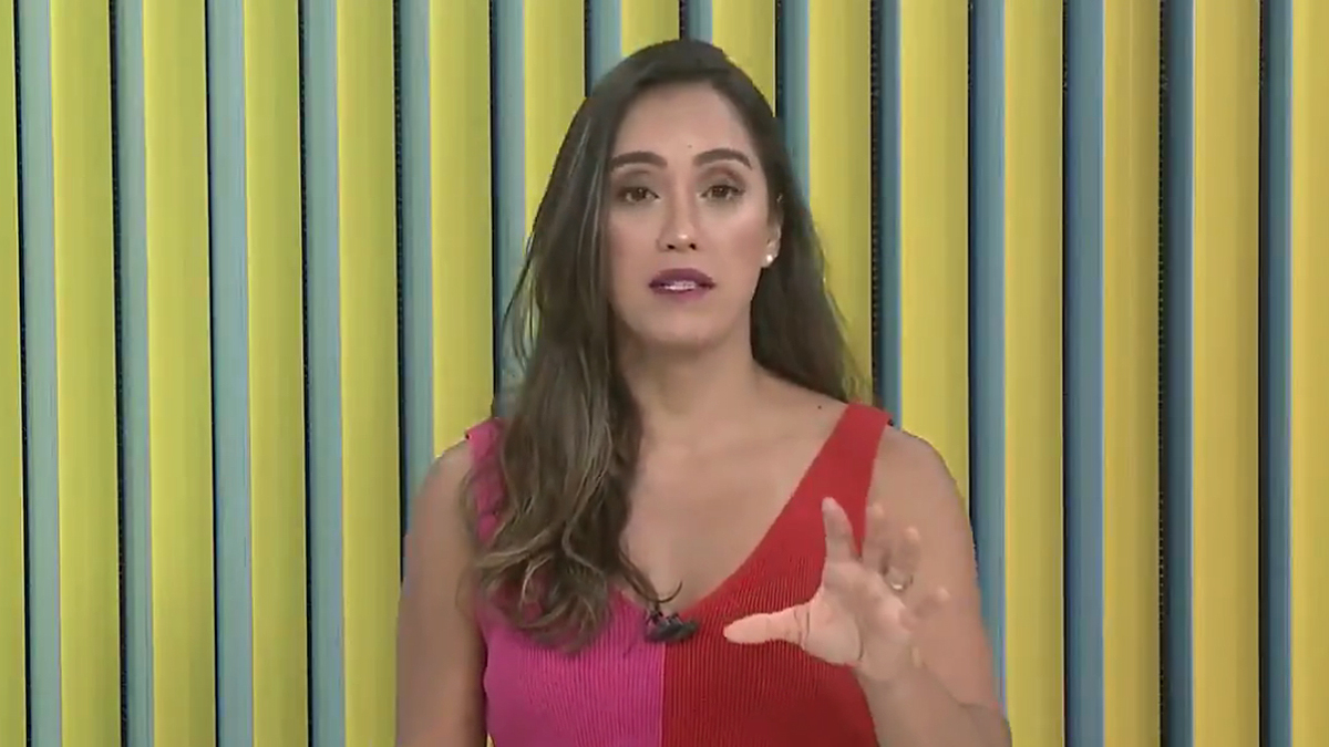Ana Paula Mendes, apresentadora do RJ Inter TV 1ª Edição