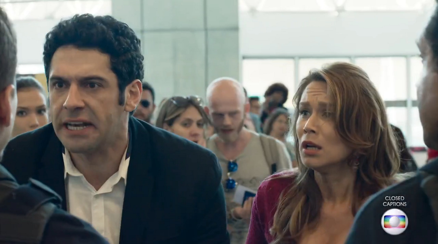 Beto (João Baldasserini) e Tancinha (Mariana Ximenes) em Haja Coração