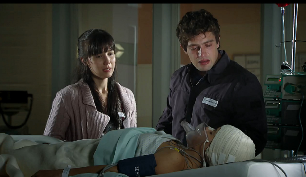 Manu (Marjorie Estiano), Rodrigo (Rafael Cardoso) e Ana (Fernanda Vasconcellos) em A Vida da Gente