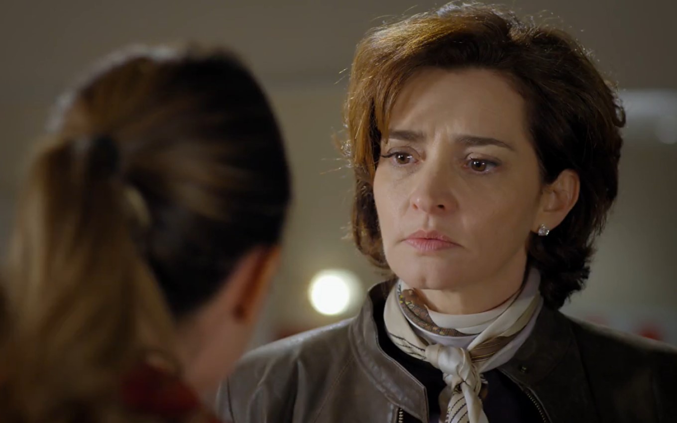 Fernanda Vasconcellos e Gisele Fróes como Ana e Vitória em A Vida da Gente (Reprodução / Globo)