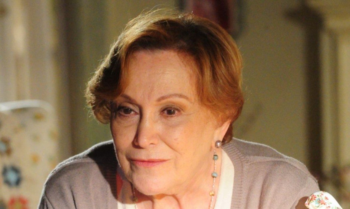Iná (Nicette Bruno), em A Vida da Gente