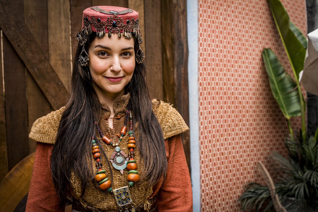 Danina (Laura Kuczynski) na novela Gênesis