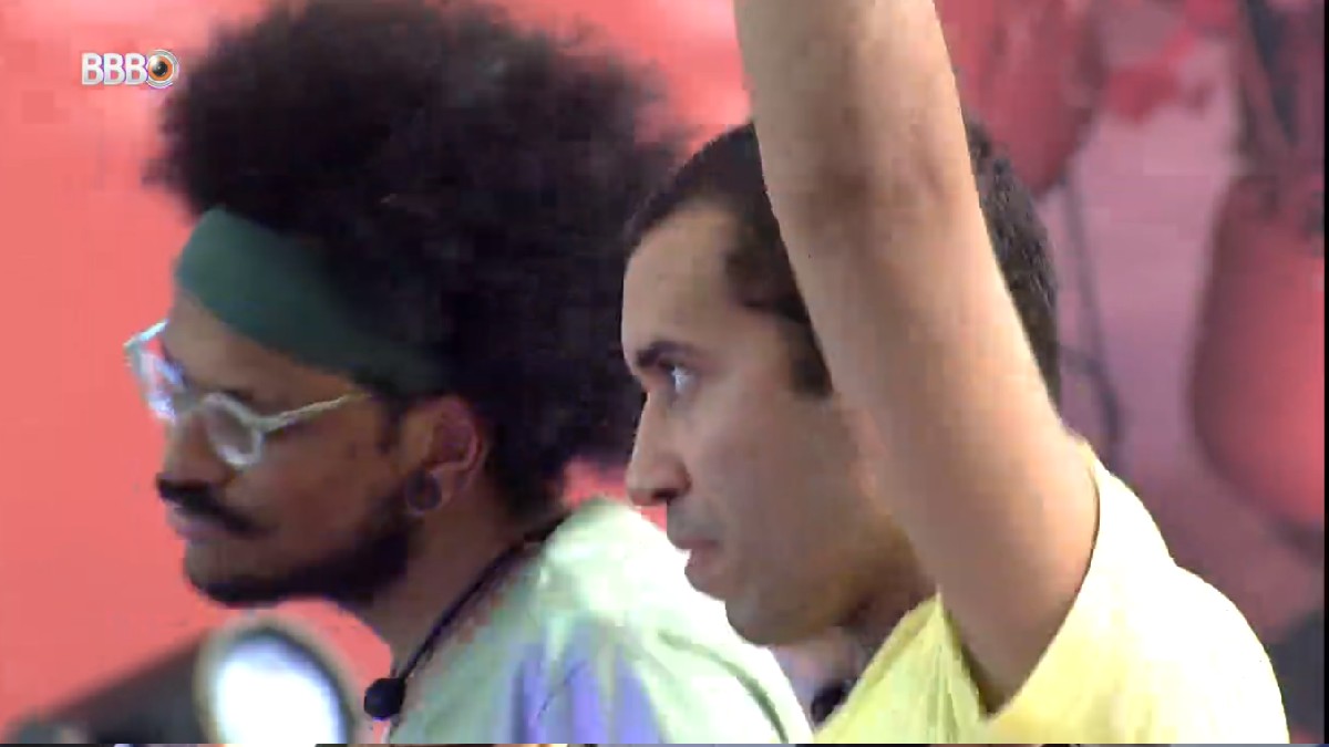 João Luiz e Gilberto no BBB 21 (Reprodução Globoplay)