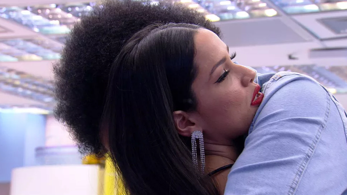 Juliette chora após brigar com Pocah no no BBB 21