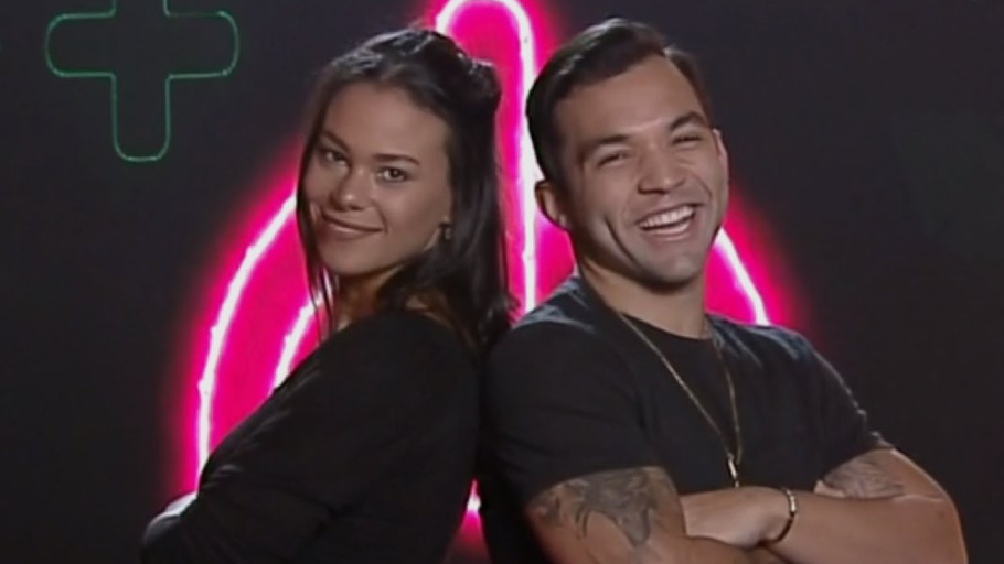 Jonathan e Carolina (Reprodução/Record TV)