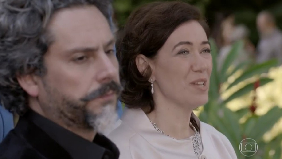 José Alfredo (Alexandre Nero) e Maria Marta (Lilia Cabral) em Império (Reprodução/Globo)