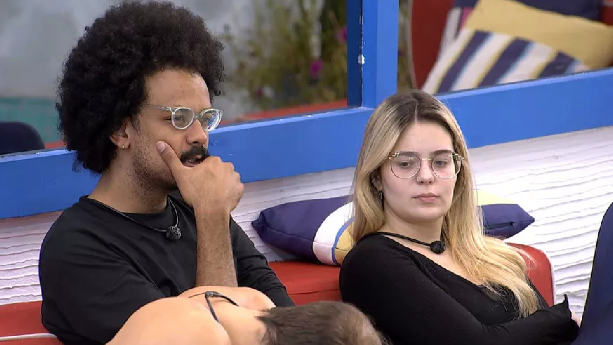 João Luiz e Viih Tube conversam no BBB 21