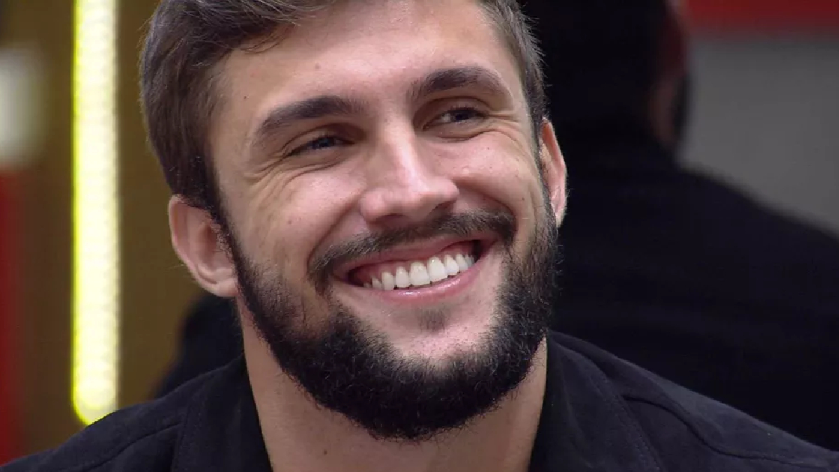 Arthur é eliminado do BBB 21