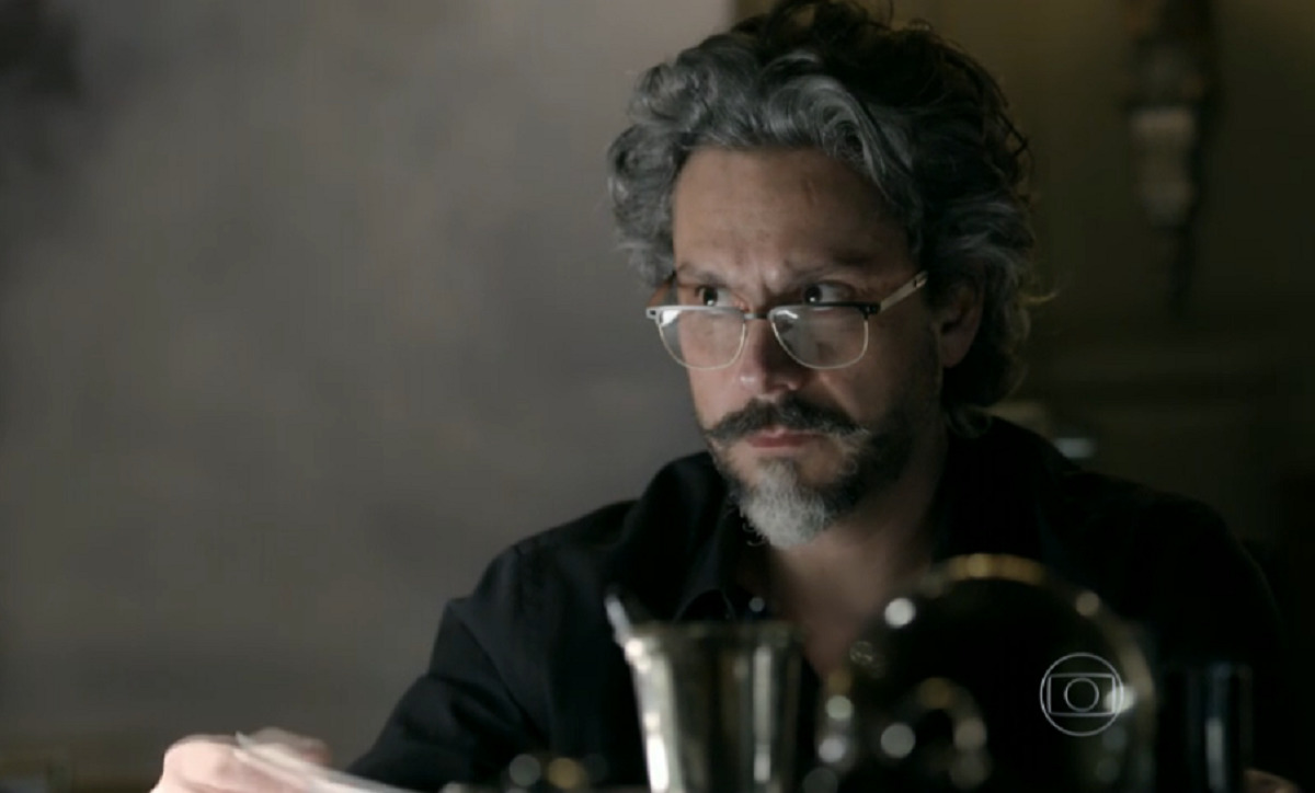 José Alfredo (Alexandre Nero) em Império
