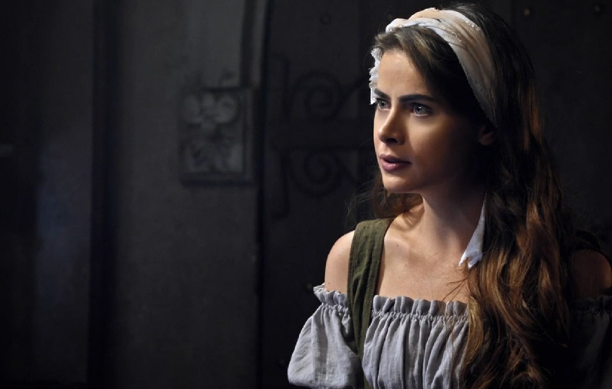 Pietra (Rayanne Morais) em Belaventura