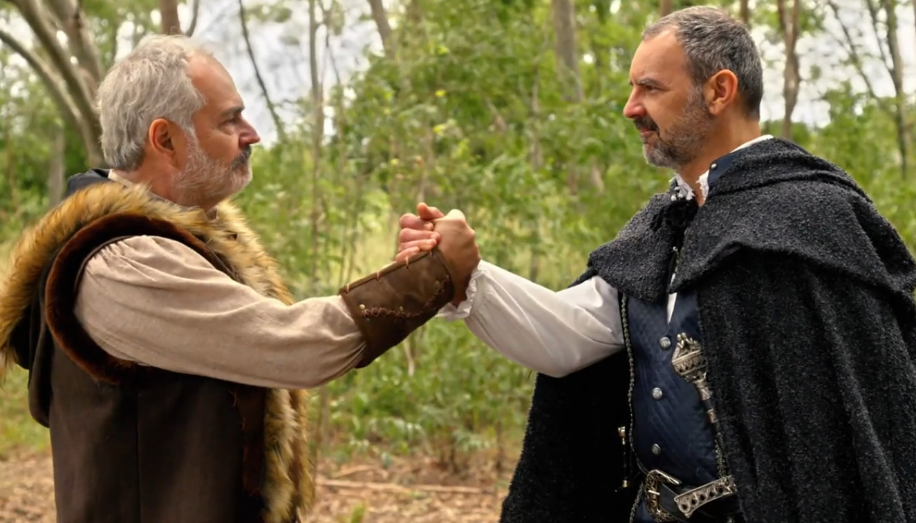 Biniek (Paulo Reis) e Severo (Floriano Peixoto) em Belaventura
