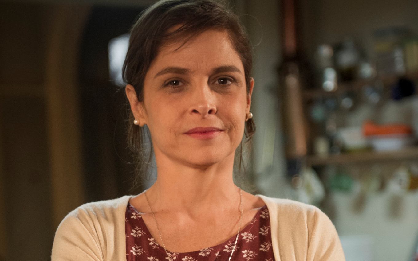 Cora (Drica Moraes), em Império