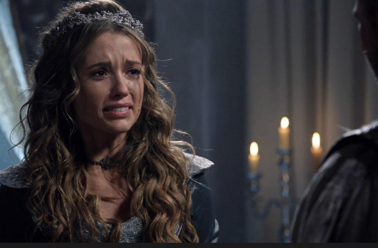 Brione (Juliana Didone) em Belaventura