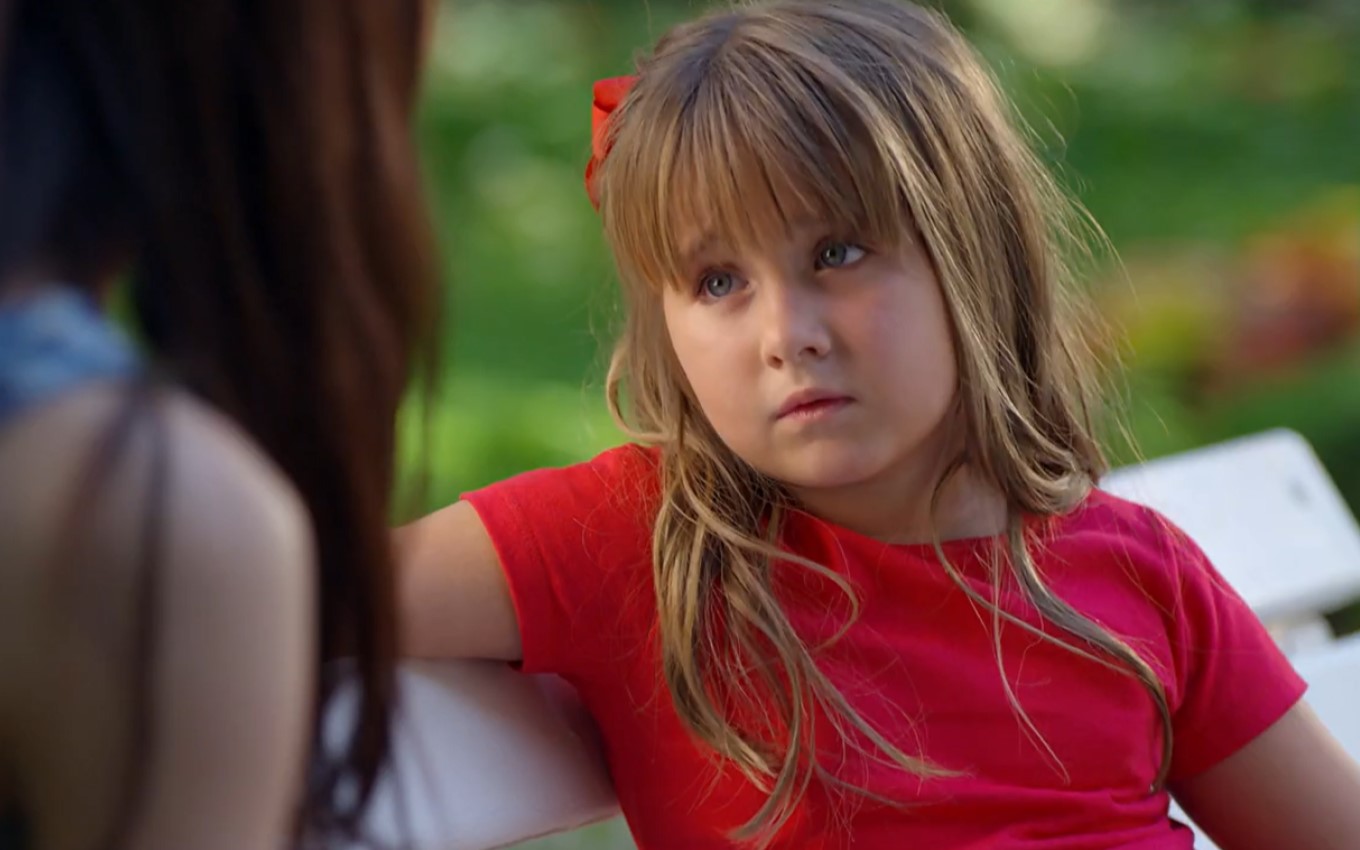 Júlia (Jesuela Moro) em A Vida da Gente