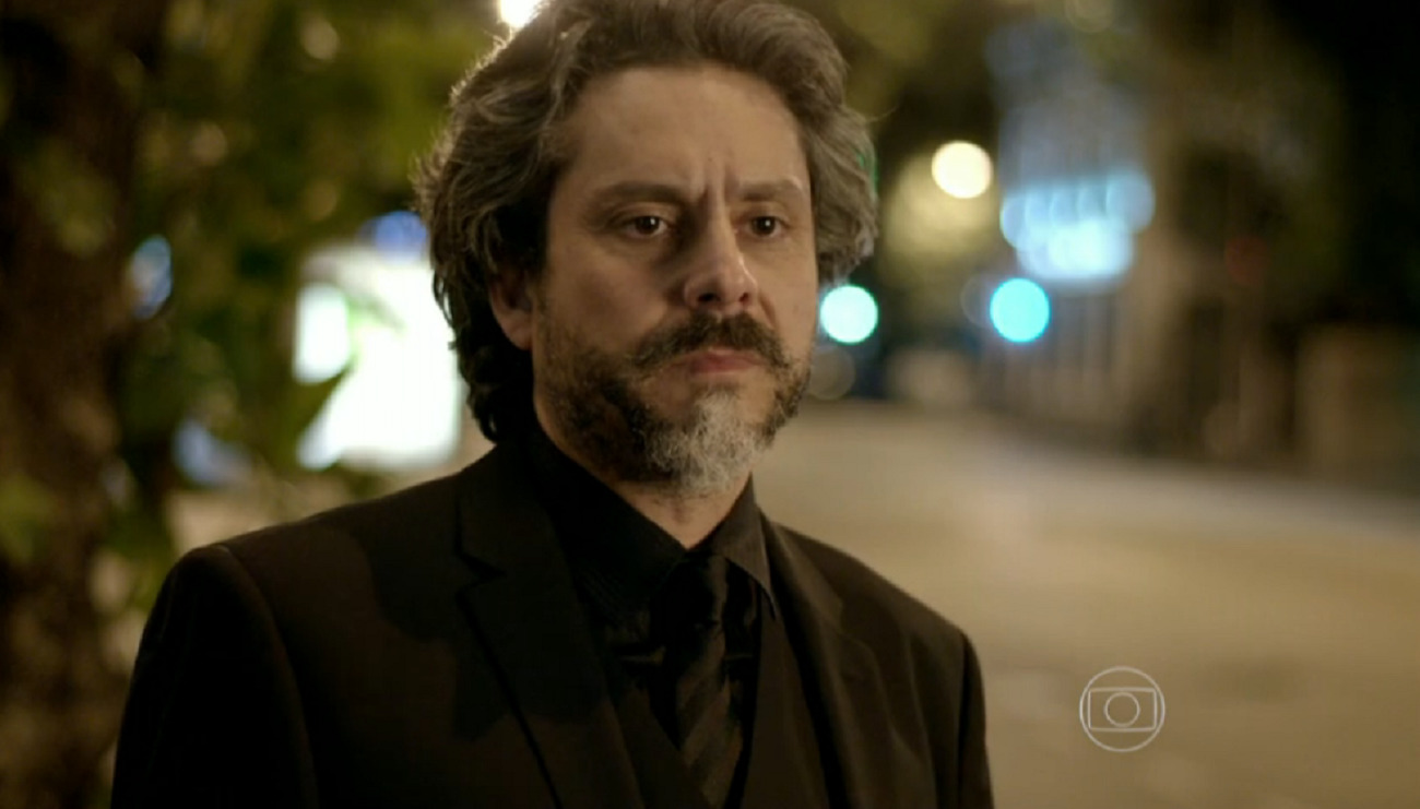 José Alfredo (Alexandre Nero) em Império