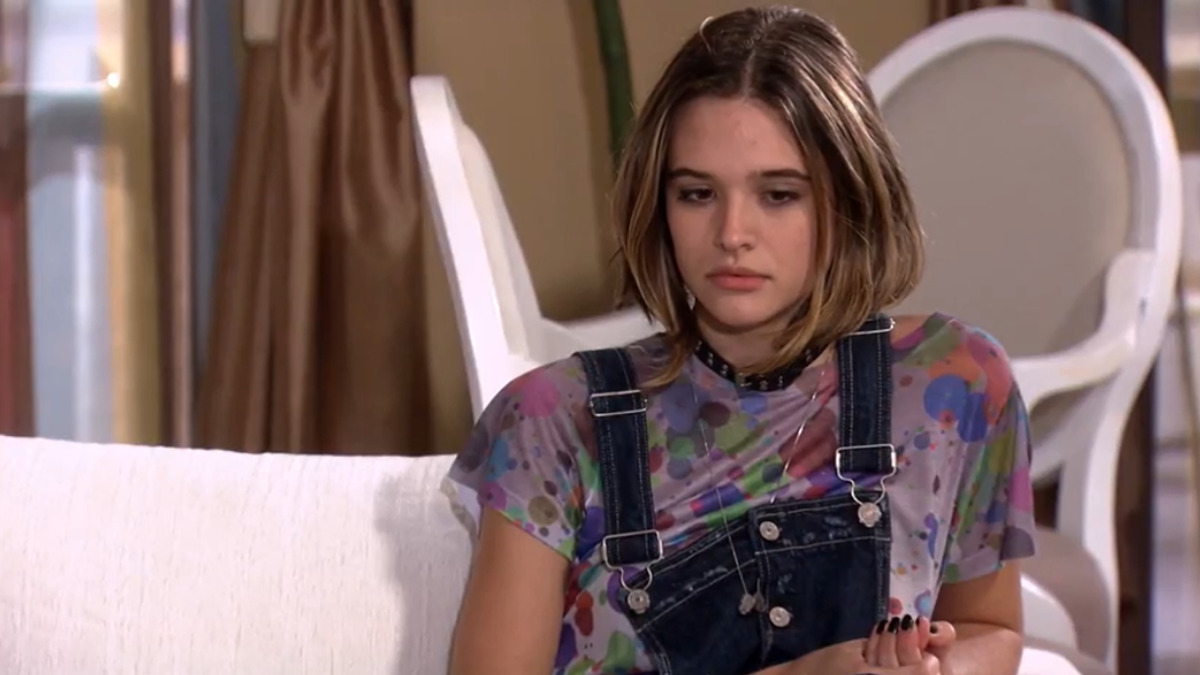 Valquíria (Juliana Paiva) em Ti-ti-ti (Reprodução/Globo)