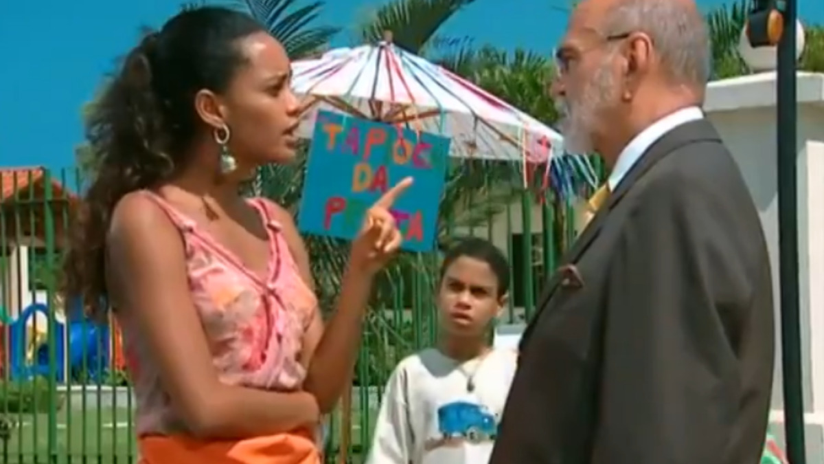 Preta (Taís Araújo) e Afonso (Lima Duarte) em Da Cor do Pecado (Reprodução/Globoplay)