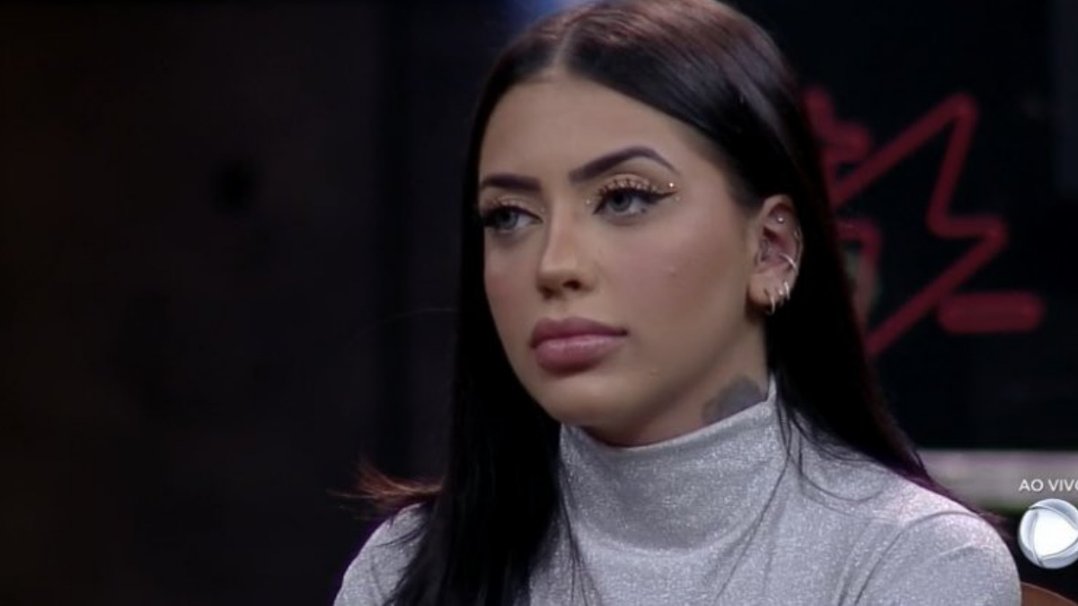Mirella no Power Couple (Reprodução/Record TV)
