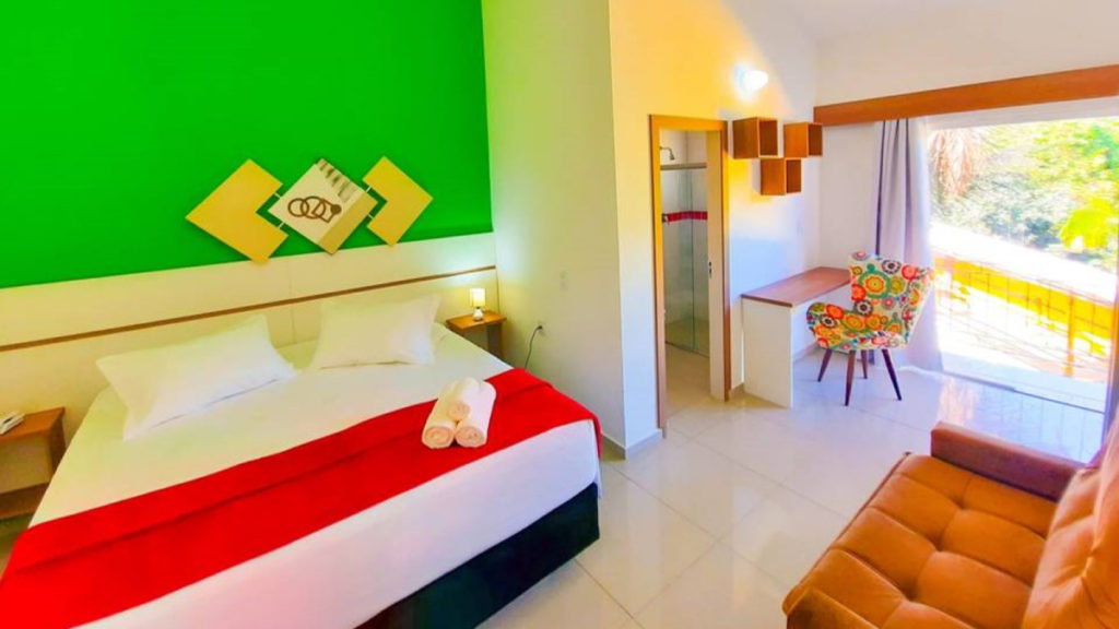 Foto do quarto de hotel do Ilha Record (Reprodução)