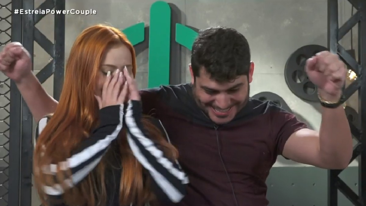 Mirela Janis e Yugnir vencem a primeira prova do Power Couple