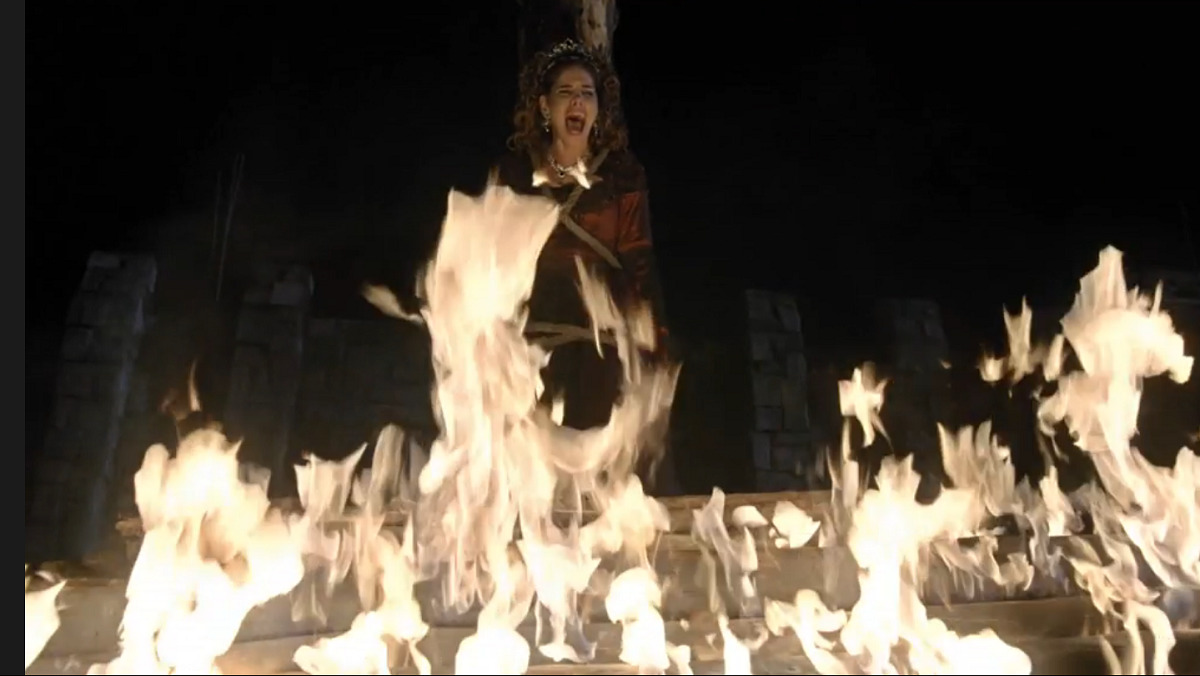 Marion (Helena Fernandes) em Belaventura