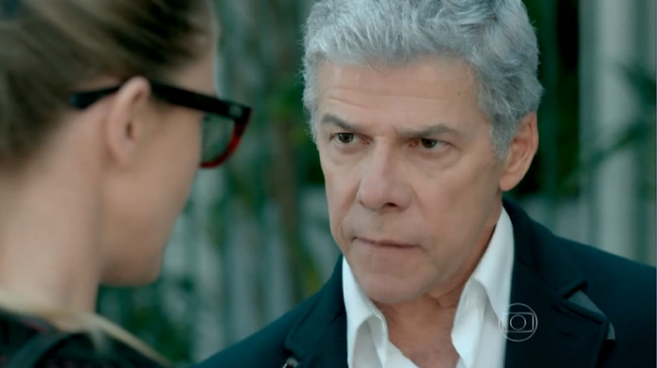 Cláudio Bolgari (José Mayer) em Império