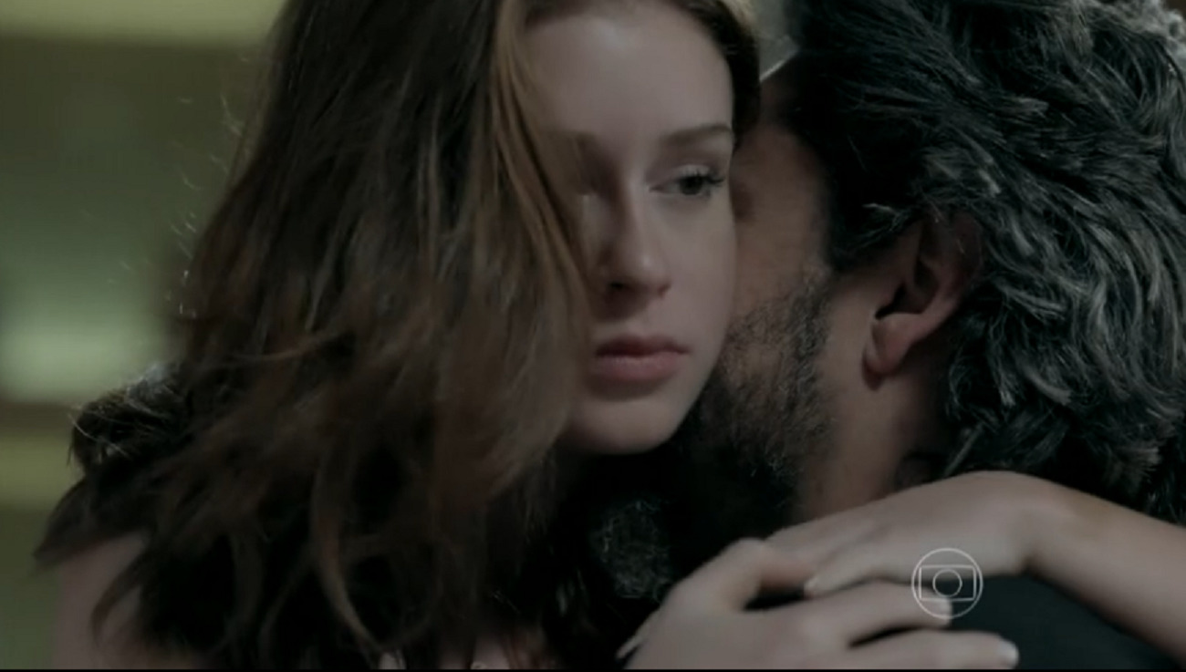 José Alfredo (Alexandre Nero) e Maria Isis (Marina Ruy Barbosa) em cena de Império