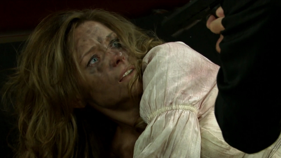 Dominika Paleta como Helena em Triunfo do Amor (Reprodução / Televisa)