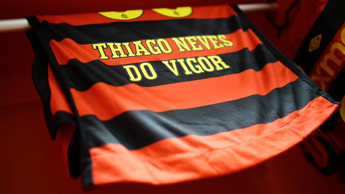 Sport homenageia Gil do Vigor na final do Campeonato Pernambucano