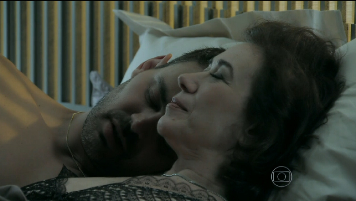 Maria Marta (Lília Cabral) e Maurílio (Carmo Dalla Vecchia) em Império