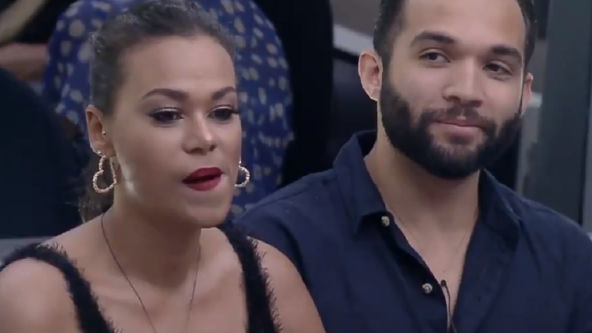 Carol e JonJon no Power Couple