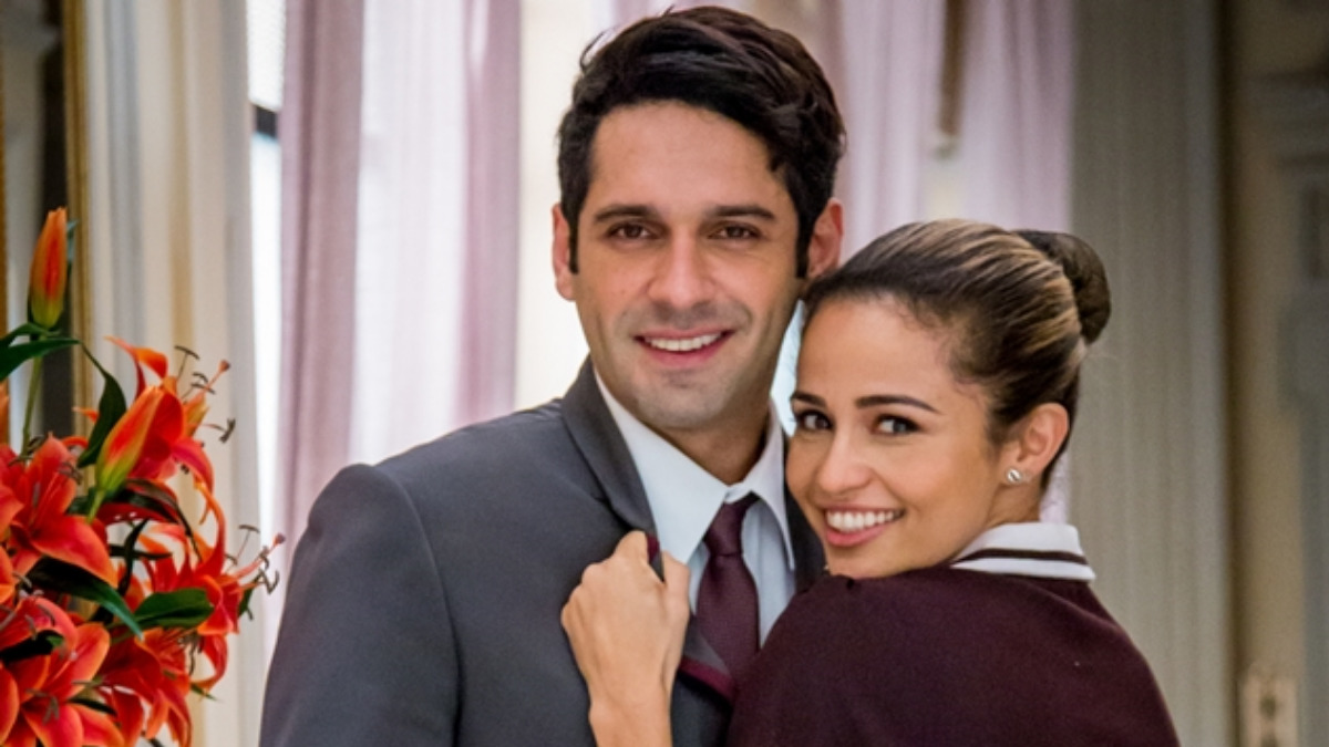 João Baldasserini e Nanda Costa em Pega Pega (Reprodução/Globo)