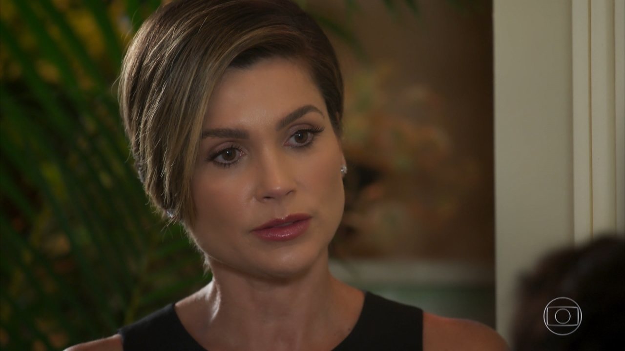 Helena (Flávia Alessandra) em Salve-se Quem Puder