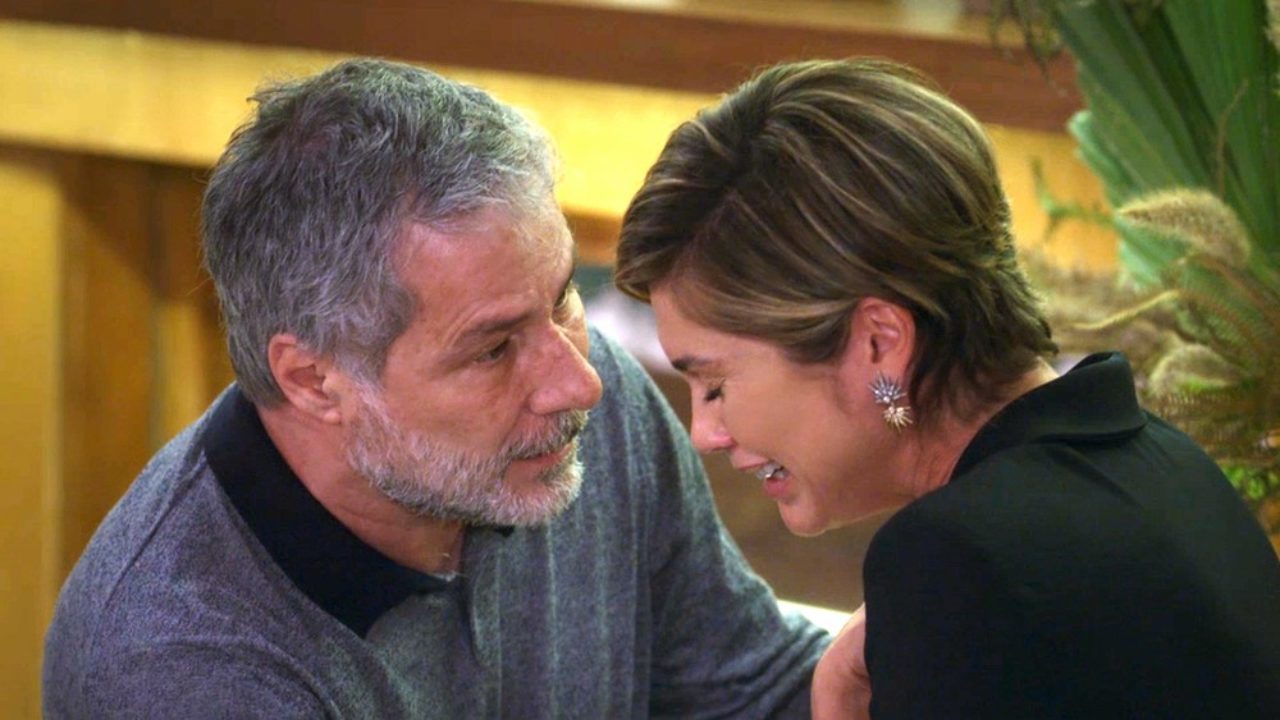Hugo (Leopoldo Pacheco) e Helena (Flávia Alessandra) em Salve-se Quem Puder