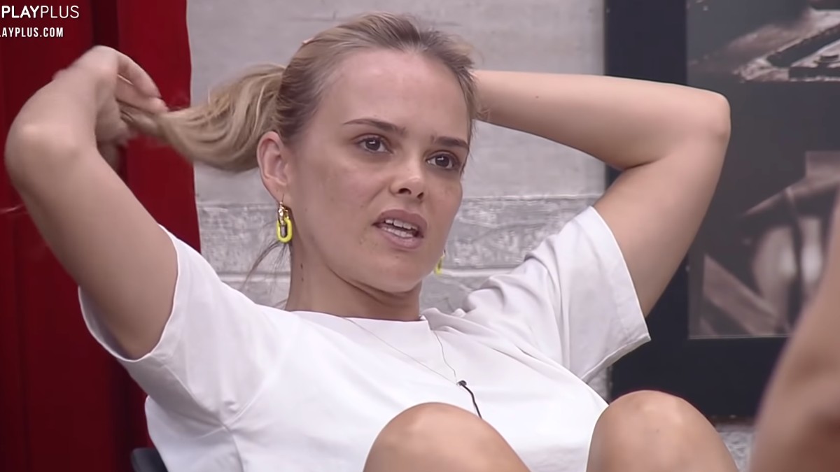 Nina Cachoeira no Power Couple_0306