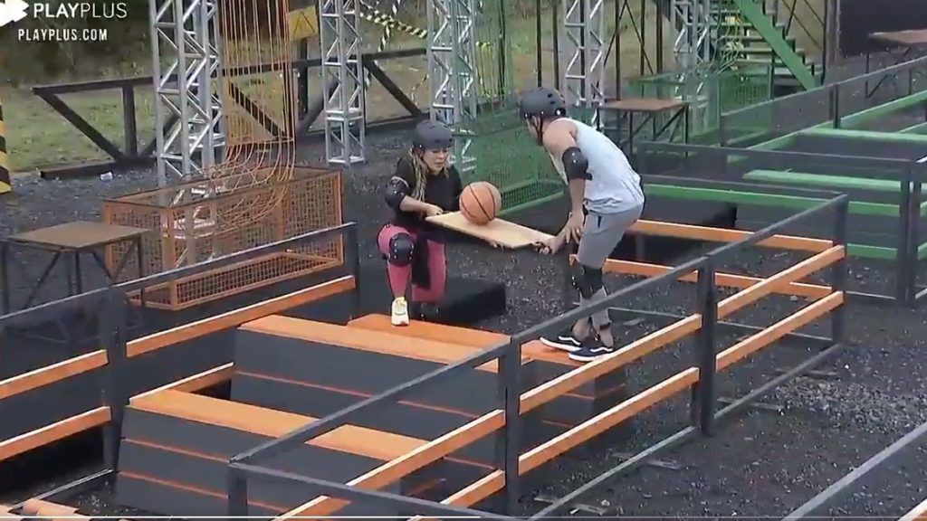 Prova dos Casais no Power Couple (Reprodução PlayPlus)