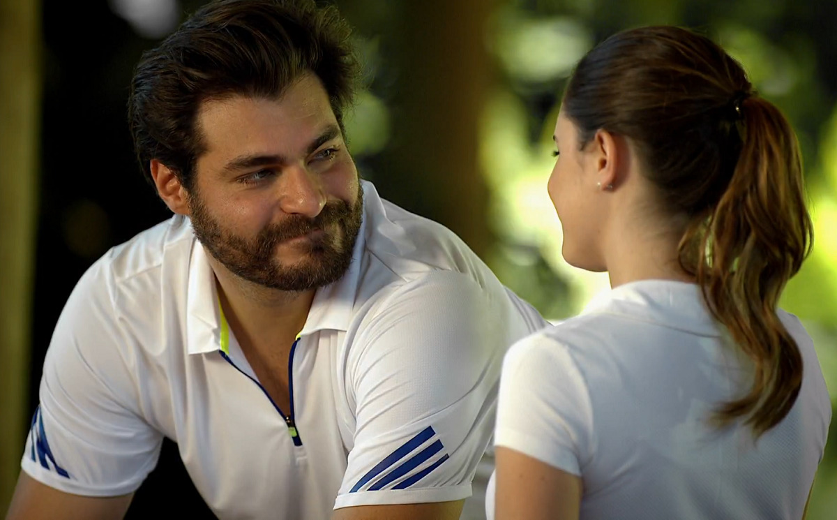 Ana (Fernanda Vasconcellos) e Lúcio (Thiago Lacerda) em cena de A Vida da Gente