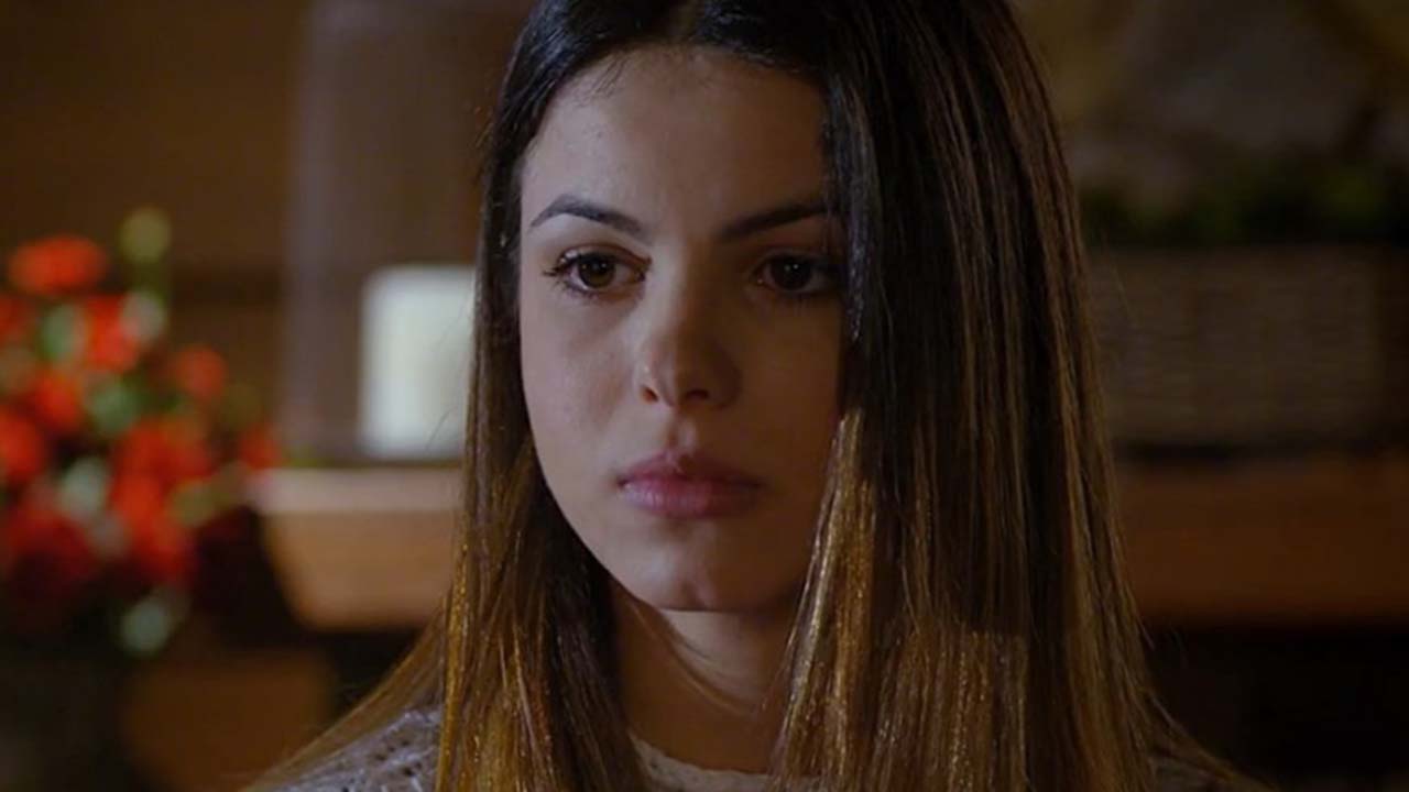 Alice (Sthefany Brito) em A Vida da Gente (Reprodução/Globo)