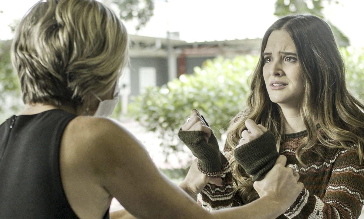 Helena (Flávia Alessandra) e Luna/Fiona (Juliana Paiva) de Salve-se Quem Puder (Divulgação/Globo)