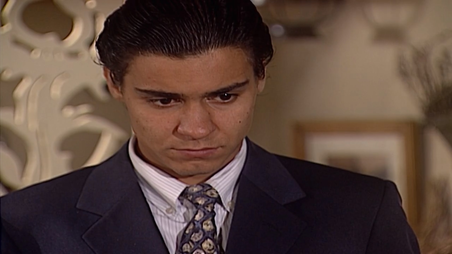 Júlio (André Gonçalves), em Era Uma Vez...