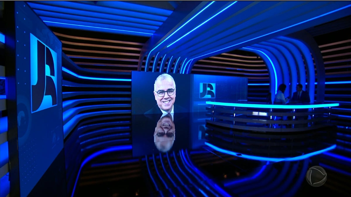 Salcy Lima e Eduardo Ribeiro na apresentação do Jornal da Record deste sábado (12) (Reprodução: Record TV)