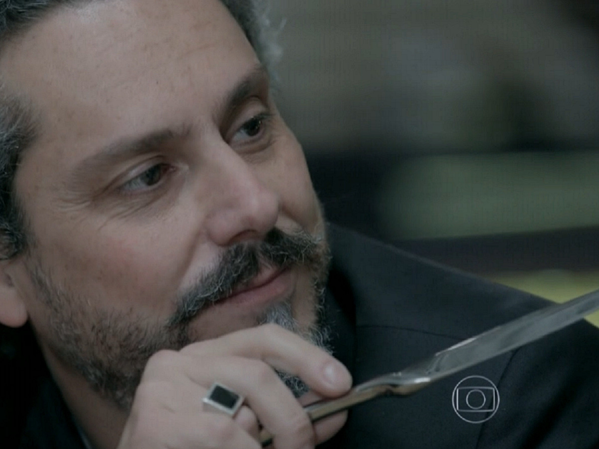 José Alfredo (Alexandre Nero) em Império