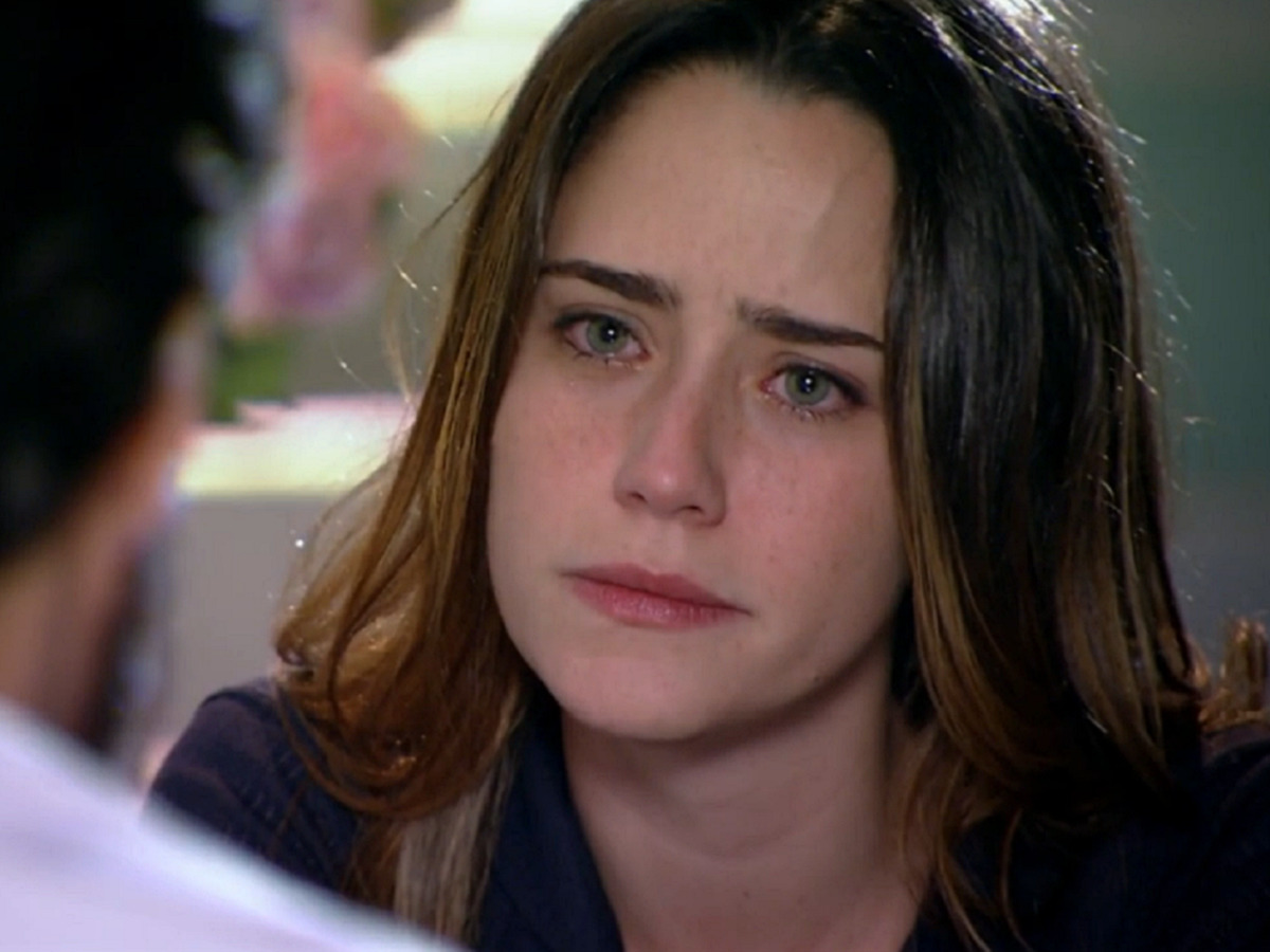 Ana (Fernanda Vasconcellos) em A Vida da Gente